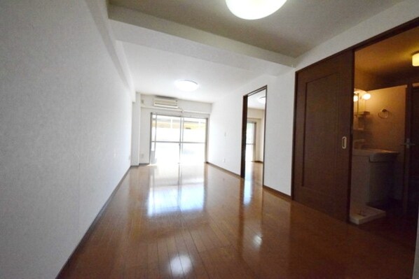 オリーブガーデンの物件内観写真